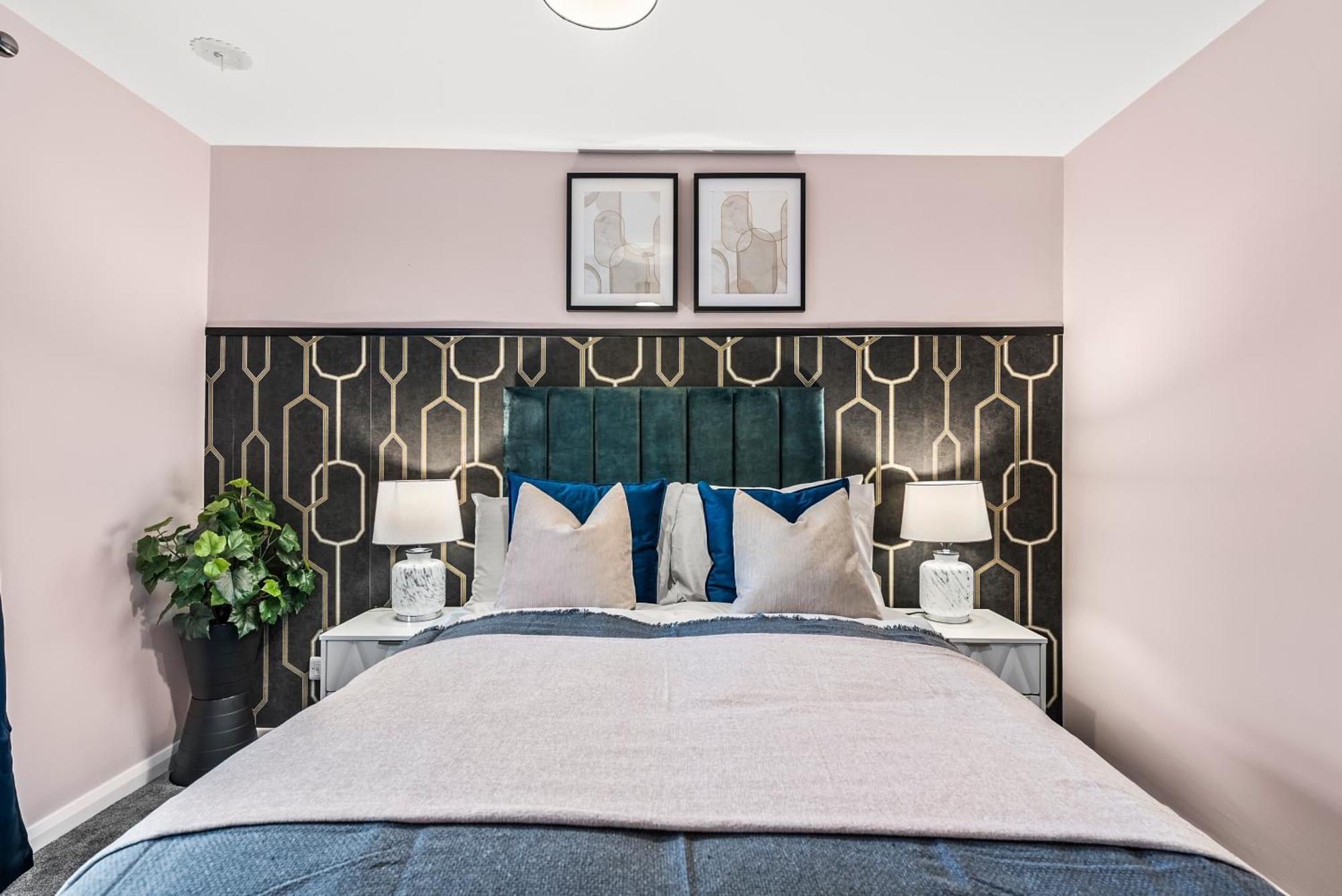 Elegant Retreat In Cheltenham - Garden & Parking Included Esterno foto