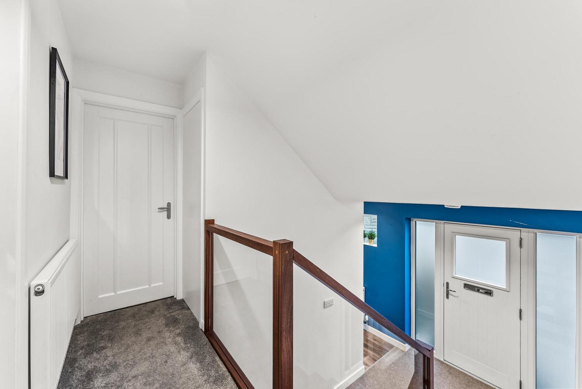 Elegant Retreat In Cheltenham - Garden & Parking Included Esterno foto